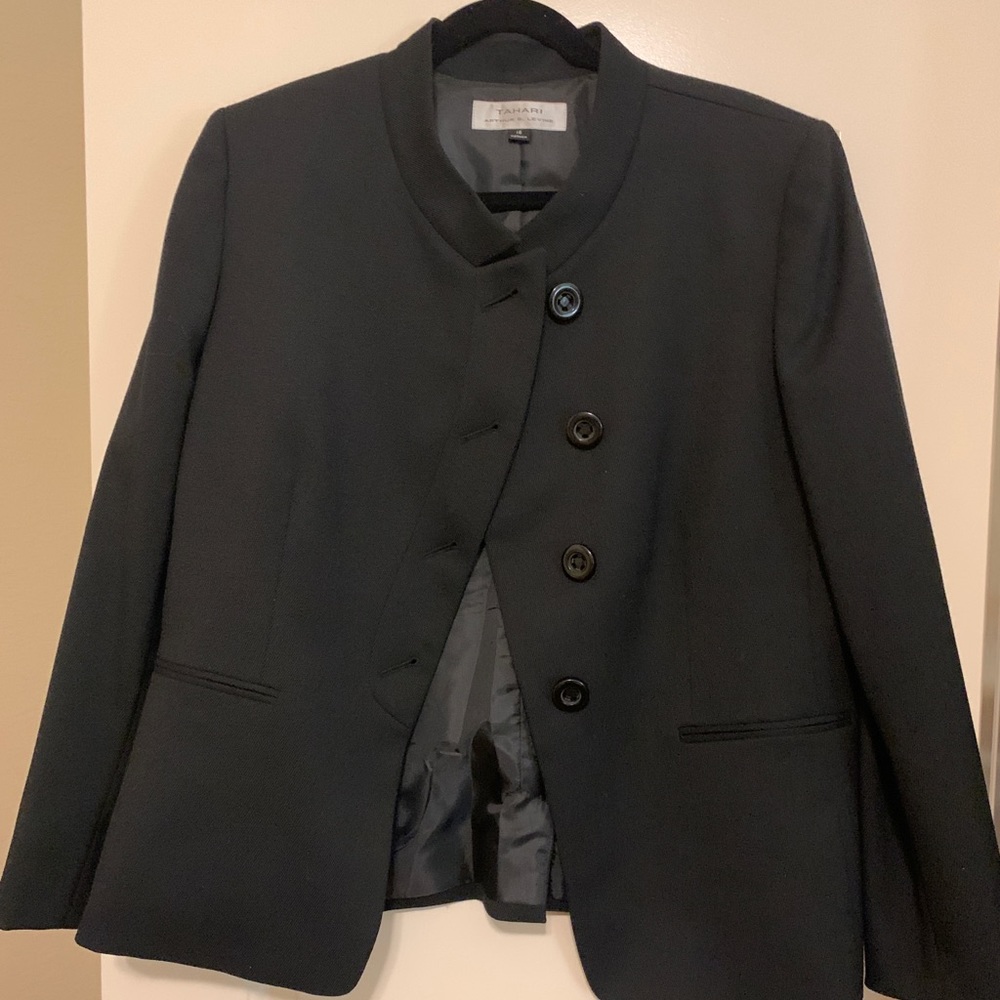 Tahari Suit Jacket- Black